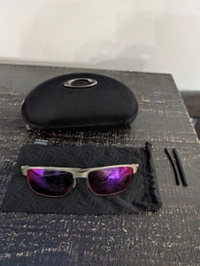 Oakley Tinfoil Polarized Sunglasses OO4083-08 Light (Silver) Red Iridium SAMPLE - Picture 1 of 16