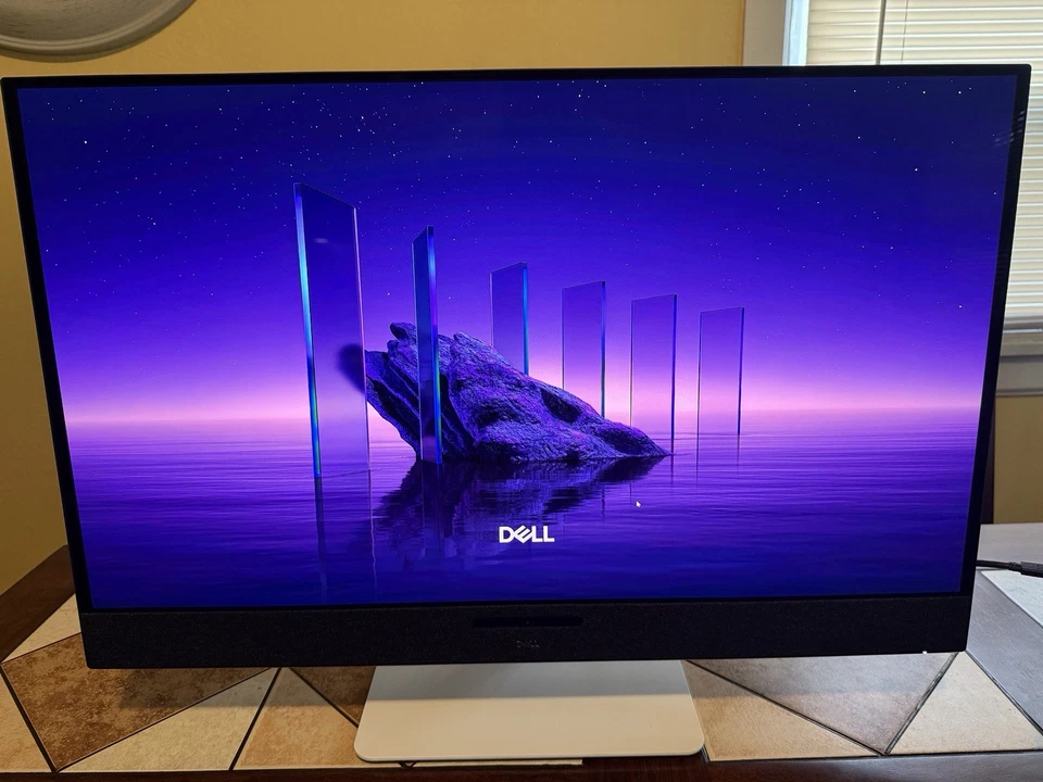Dell 32 Inch Plus 4K QD-OLED Monitor Model S3225QC - 120Hz. 3D Built-In Speakers - Image 1 of 4