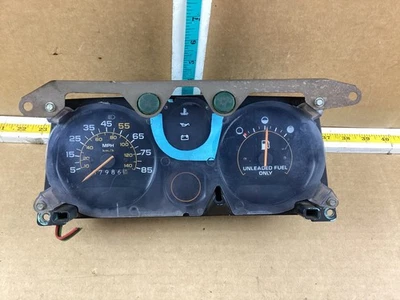 Chevrolet G10 G20 1978-1988 furgoneta velocímetro cuadro de instrumentos 87 k millas fabricante de equipos originales Foto 1 de 4