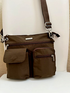 Baggallini Everything Crossbody Travel Bag Messenger  Shoulder bag  in Brown