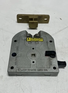 Eberhard 206 Serie FMVSS bewertet links Slam Latch & Striker für Jeep CJ-5 Hardtop - Bild 1 von 12