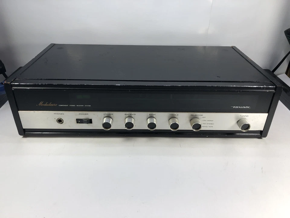 Vintage Realistic 12-1469 Modulaire AM/FM Stereo Receiver - Image 1 of 4