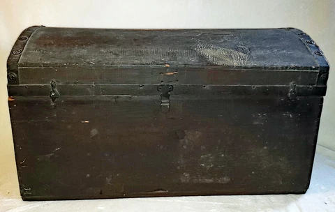 Antique Dome Top Trunk Pine Wood 29" Wide 16.5" Tall Rough Sawn Inside 1 Shelf Cover