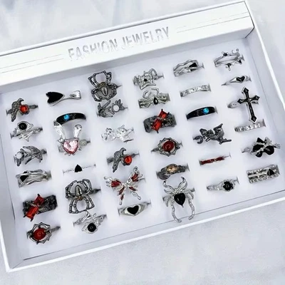 Lote de 20 anillos de plata a granel para hombres y mujeres gótico grunge moda anillo al por mayor Foto 1 de 4