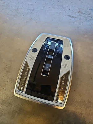 AUDI A8 A8L S8 2019-25 consola delantera cúpula de lectura luz lámpara gris Foto 1 de 4