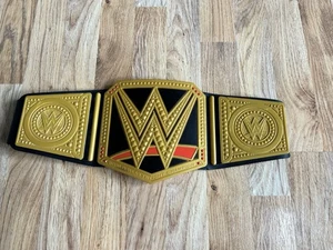 WWE World Heavyweight Championship Belt Wrestling Mattel 2017 Kids Replica WWF - Picture 1 of 14