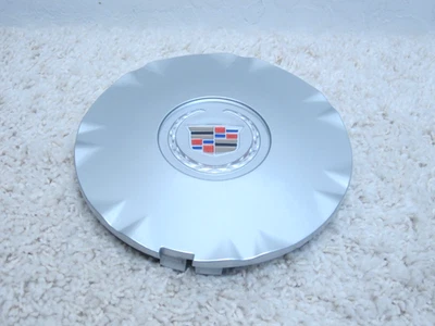 Cadillac SRX 2010-2016 nuevo fabricante original llanta de aleación de 18" tapa central plateada 9599024 #2E-12 Foto 1 de 2