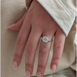 Anillo de compromiso de diamantes cultivados en laboratorio de oro blanco de 14 k IGI 3,40 quilates redondo 5 6 - Imagen 1 de 14