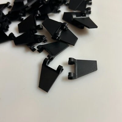 30 per lot NEW LEGO Black BANNER 26 DEG. M. 2 HOLDER (44676/4184617) flag sail - Image 1 of 3