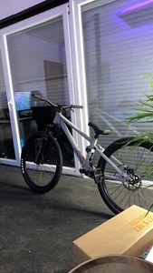 Dirt Jump Bike - Bild 1 von 8