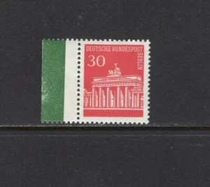 Alemania Berlín 1966-70 30pf PUERTA BRANDENBURG SC 9N253 montada sin montar o nunca montada - Imagen 1 de 1