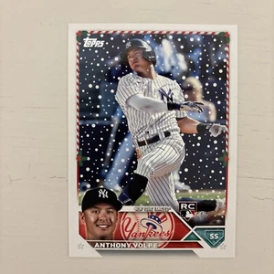 2023 Topps Holiday - #H129 Anthony Volpe (RC) - Picture 1 of 2