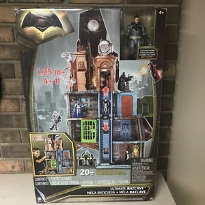 2016 Mattel DC Comics Batman v Superman 4' Ultimate Bat Cave Neu in Box! - Bild 1 von 13