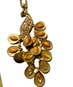 Strass Pfau Halskette Anhänger 28" Kette korallefarben - Bild 1 von 10