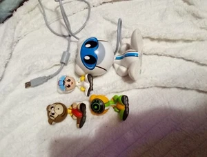 UB Funkeys - 1 Docking Station - W/ 3 Funkeys Racers - Picture 1 of 3