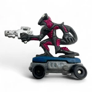 Figurine jouet skateboard Savage Mondo Blitzers Secret Weapon Kenner 1991 Butt Kick - Photo 1/14