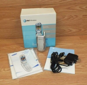 Samsung SGH-X426 GSM Full Color Flip Style Cell Phone *READ* - Picture 1 of 10