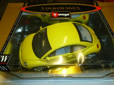die cast 1/18 burago wolkswagen new beetle 1998 gialla  .new  with box  - Immagine 1 di 2