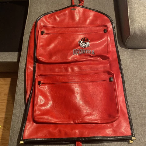 True Vintage Georgia Bulldogs Garment Suit Travel Bag Red Leather UGA Football Cover