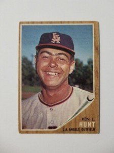 KEN L. HUNT 1962 TOPPS BASEBALL CARD # 68 LOS ANGELES ANGELS
