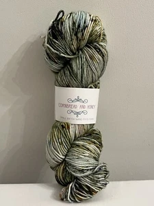 Cornbread & Honey Hand Dyed Yarn Skein Multicolor 100% Merino Wool Holiday 2022 - Picture 1 of 7