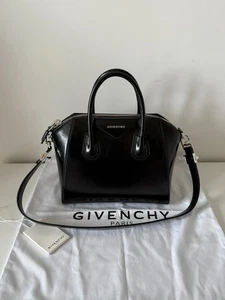 Givenchy Antigona Small Box Leather Bag – Black  - Picture 1 of 10