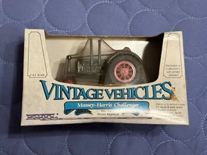 ERTL Vintage Vehicles Massey Harris Challenger, 1/43, NIB - Picture 1 of 1