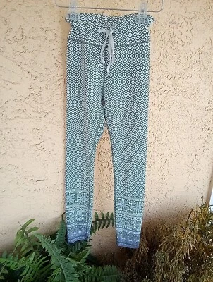 Sarah's Day x White Fox  Green/White Design Leggings, High Rise Athletic Sz.  XS - Image 1 of 4