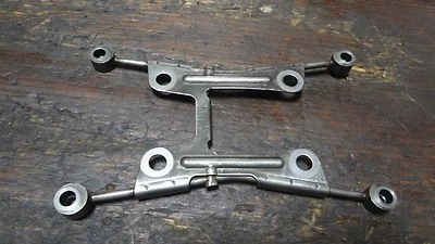 1982 HONDA VF750 MAGNA V45 VF 750 HM31B ENGINE CYLINDER HEAD OIL OILER LINE - Image 1 of 2