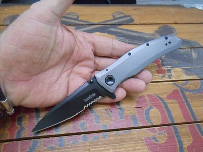 Kershaw Grid 2200ST Pocket Knife Frame Lock Combo Edge Blade - Image 1 of 4
