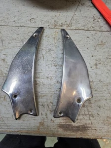Pair of Used 1949-1950 Chevrolet 2 & 4 Door Lower Gravel Guards - Foto 1 di 9