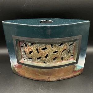 Vaso Raku Art Pottery iridescente testurizzato blu acqua con ritagli - firmato JF - Foto 1 di 7