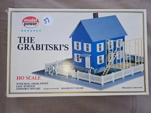 THE GRABITSKI'S HOUSE, NEW, HO SCALE - Picture 1 of 1