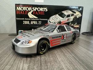 2006 International Motor Sports HOF Dale Earnhardt 1:16 Motorsports Authentics - Picture 1 of 11