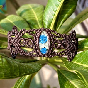 Bracciale artigianale con pietre preziose in macramè boemo azzurro goccia... - Foto 1 di 10
