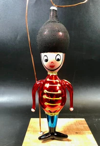Vintage De Carlini Merkur Glas Ornament britischer Spielzeugsoldat Italien ~ Weihnachten - Bild 1 von 7