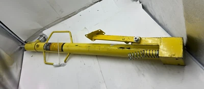 Gato de transmisión Ranger 1100 lb capacidad amarillo RTJ-1100 *SOLO ARTÍCULO EN LA FOTO Foto 1 de 4