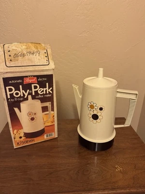 Vtg Daisy Floral Regal Poly Perk Coffee Maker 1979 4-8 cup NEW Unused USA Retro - Image 1 of 4