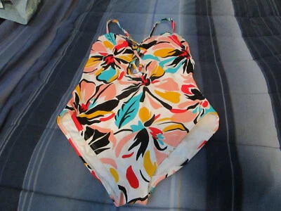 Beach Betty Women's  Swim Suit  M - Image 1 of 4