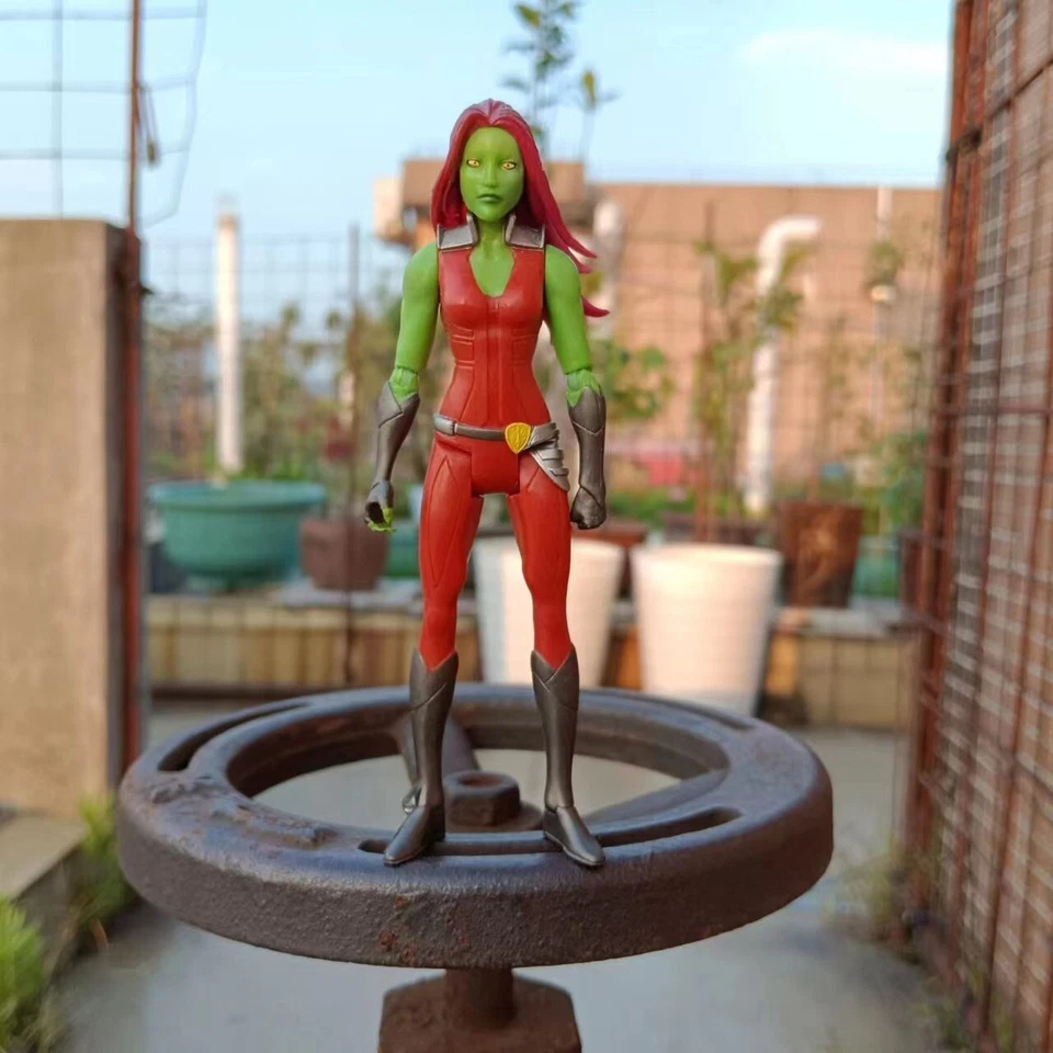 GUARDIANS OF THE GALAXY Gamora ACTION FIGURE 4" only figure Foto 1 de 4