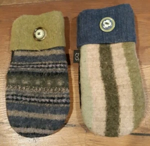 Baabaazuzu Women's Upcycle Wool Multicolor Mittens - Picture 1 of 3