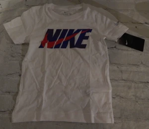 Boys White Nike w/Red & Blue Stripe Short Sleeve T-Shirt size 6 - Picture 1 of 5