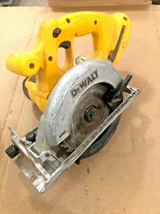 DEWALT DC390 6-1/2" (165mm) 18V Cordless Circular Saw (Tool Only) - Picture 1 of 6