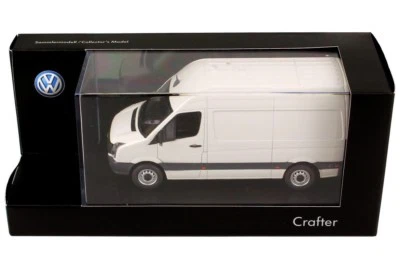 VW CRAFTER 2E TDI FACELIFT CANDY WHITE 1:43 PREMIUM CLASSIXXS (DEALER MODEL) — 第 1/3 张图片
