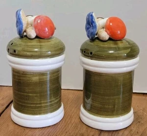 RETRO Pilze Avocado Salz & Pfefferstreuer Set Country Casuals Japan 70er  - Bild 1 von 6
