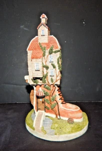 The Shoemaker's Dream Shoe Houses Waterfall Boot Figeren de Jon Herbert 1990 - Imagen 1 de 5