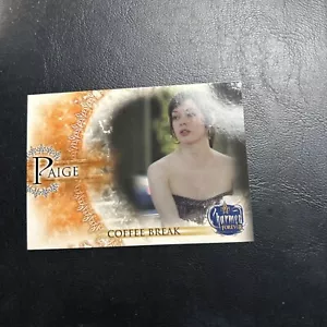 55a Charmed Forever 2007 InkWorks #19 Coffee Break Rose Mcgowan Paige - Picture 1 of 2