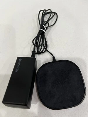 Mophie Wireless 10W Charging Pad For Apple iPhone 11 Pro Max Xr Xs Max 11 Pro - Image 1 of 4