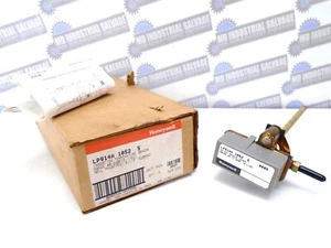 Honeywell - LP914A-1052-5 - PNEUMATIC INSERTION TEMPERATURE SENSOR 40F-240F  - Picture 1 of 14