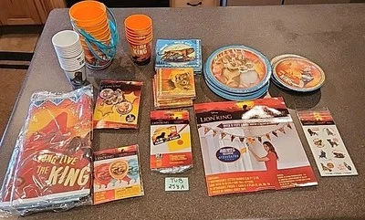 The Lion King Birthday Party Supplies - Image 1 of 4